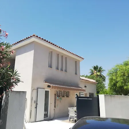 Les Palmiers, T2 Confortable En Rez De Jardin, Bord De Mer, Terrasse Apartmán